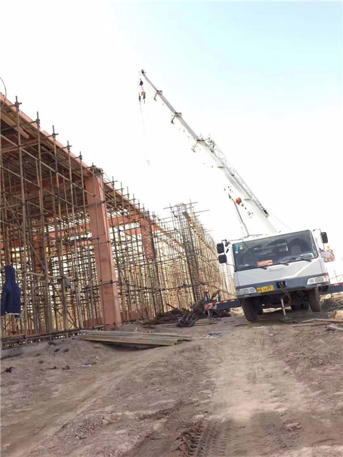 常熟市吊车作业的安全注意事项有哪些？